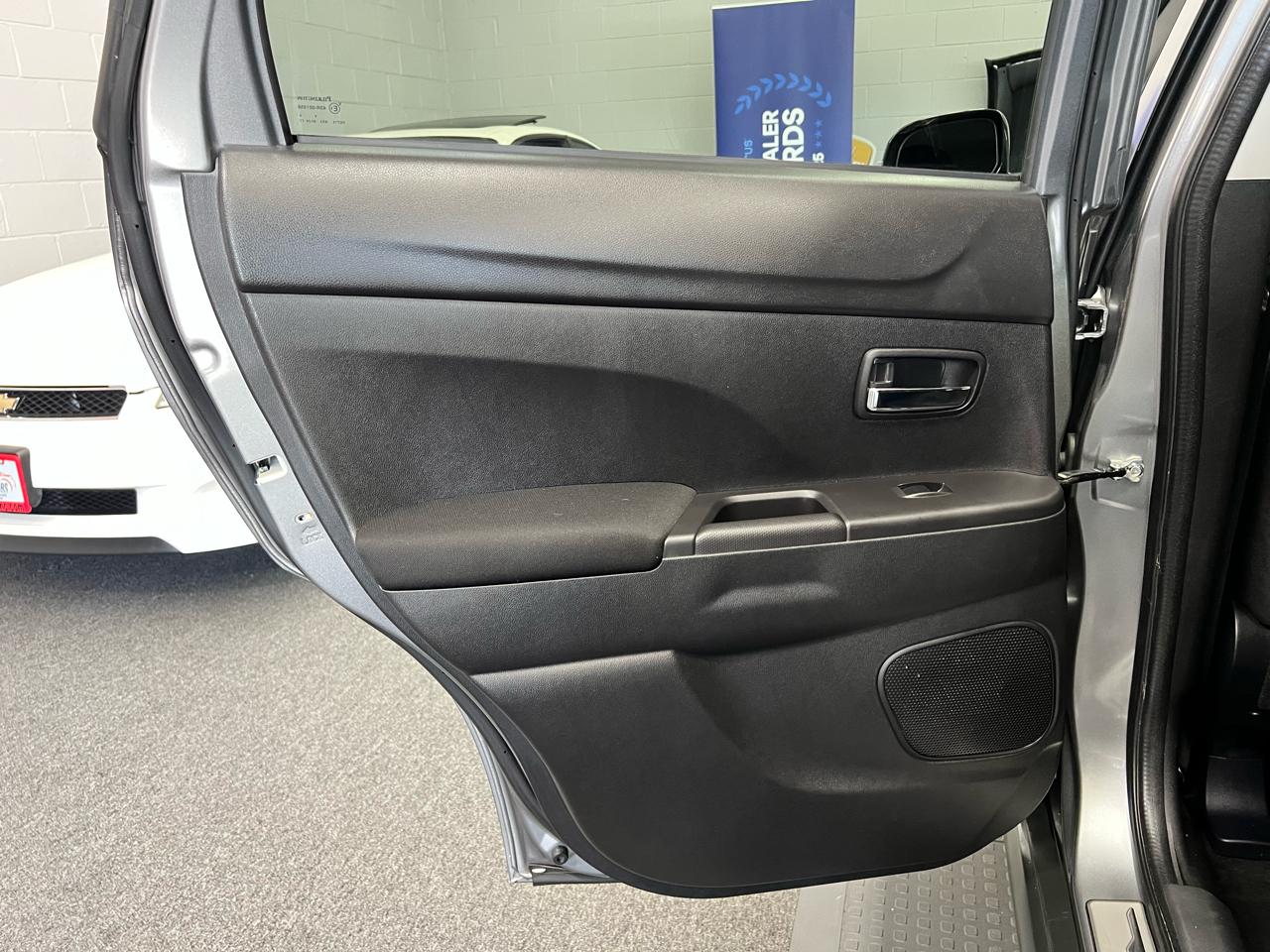 Mitsubishi Outlander Sport AWD 4dr CVT 2.4 GT 2015