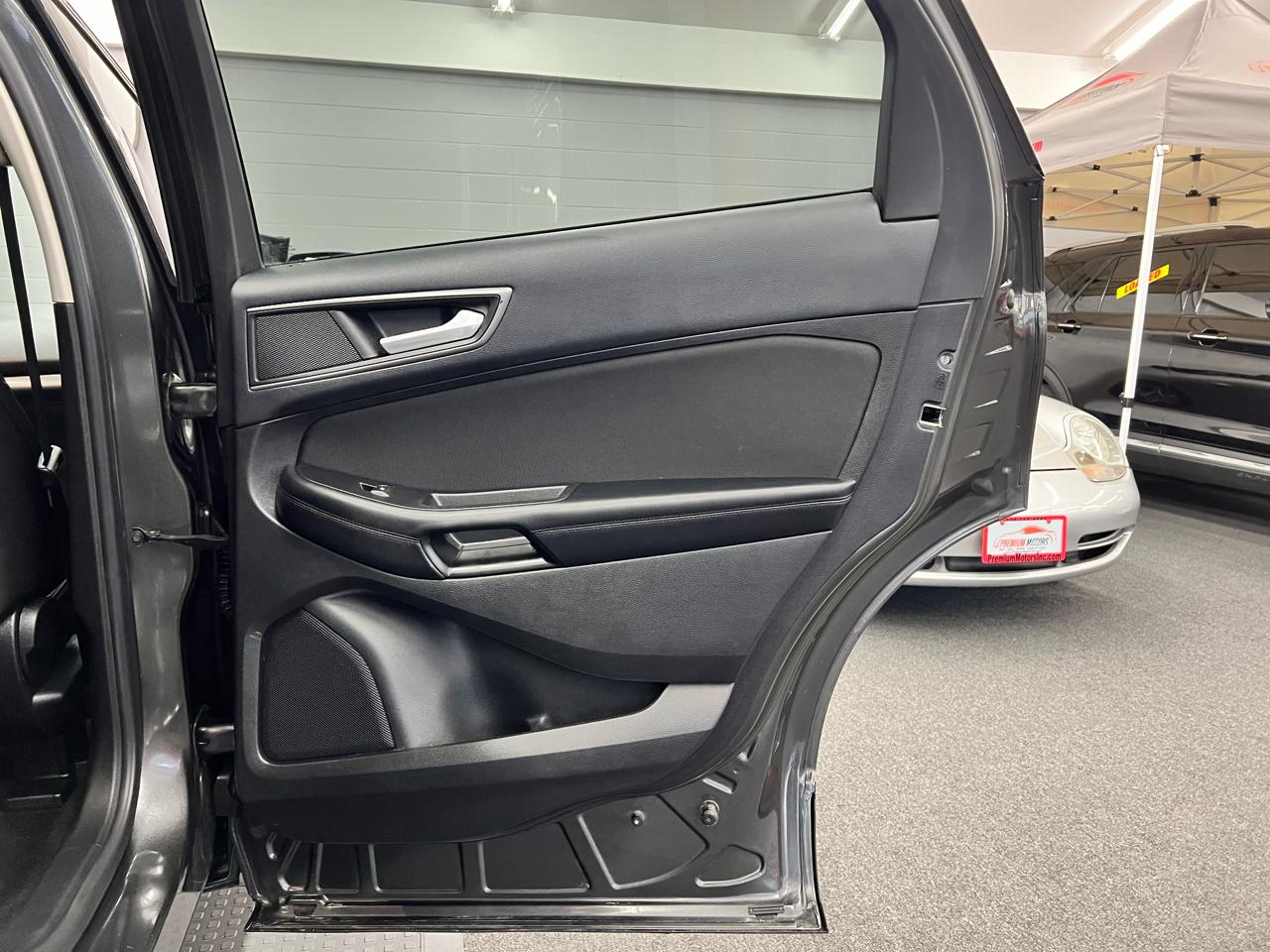 Ford Edge SE 2016