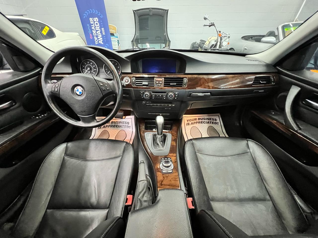 BMW 3-Series  2011