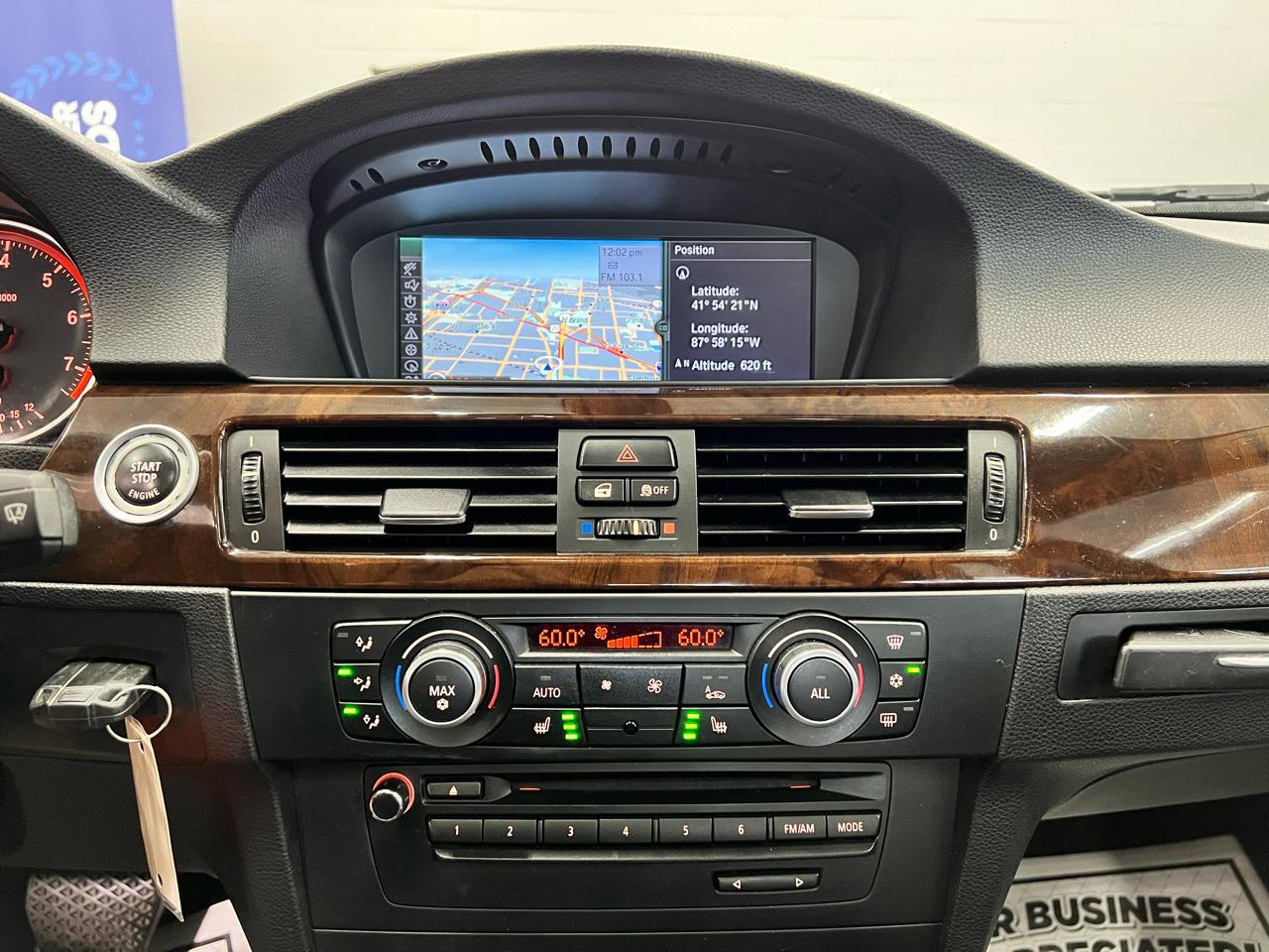 BMW 3-Series  2011