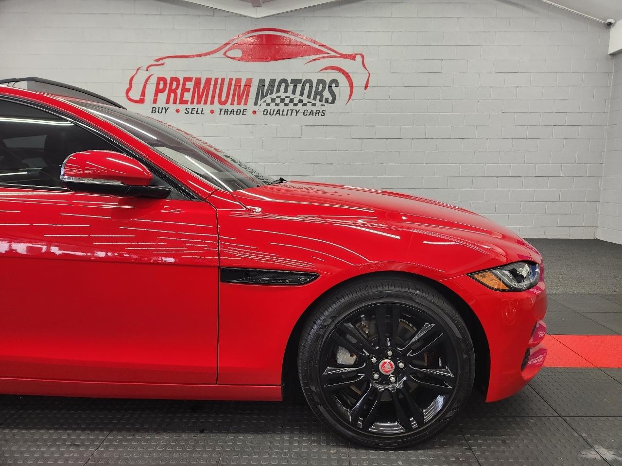 Jaguar XE S 2020