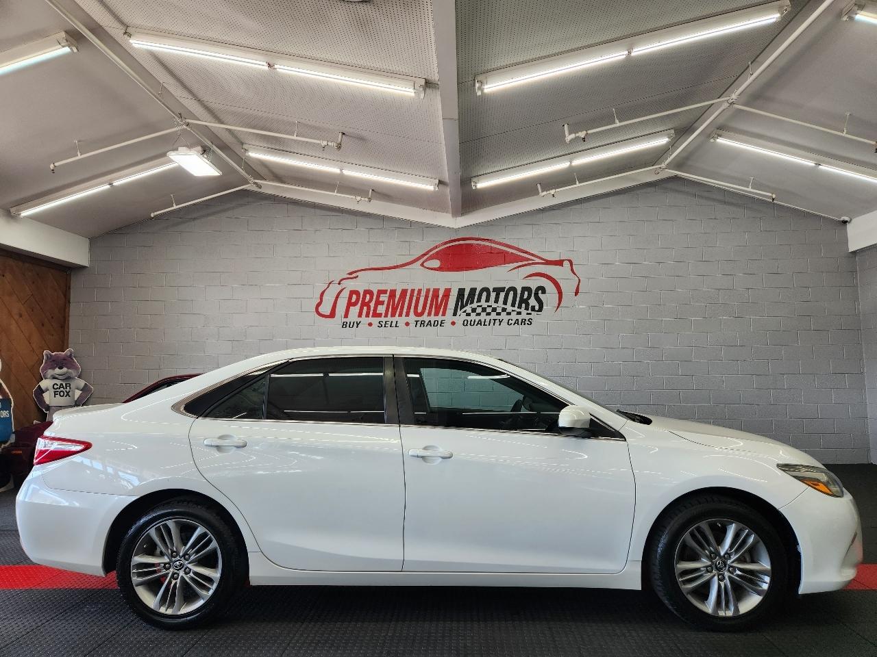 Toyota Camry  2015