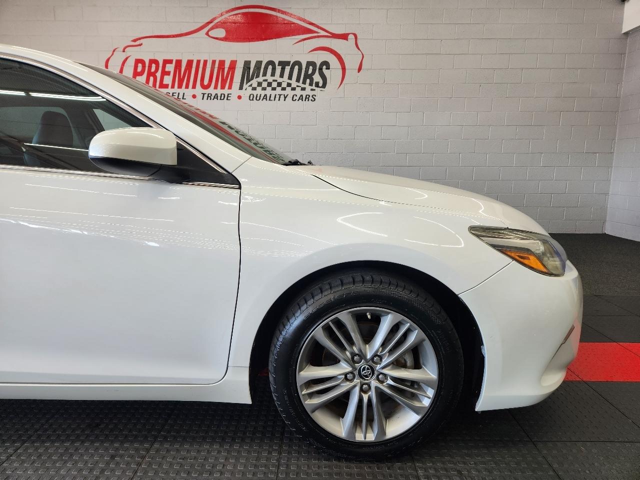 Toyota Camry  2015