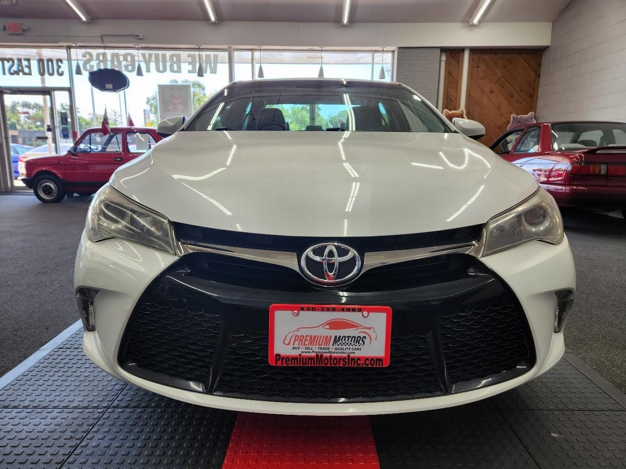 Toyota Camry  2015