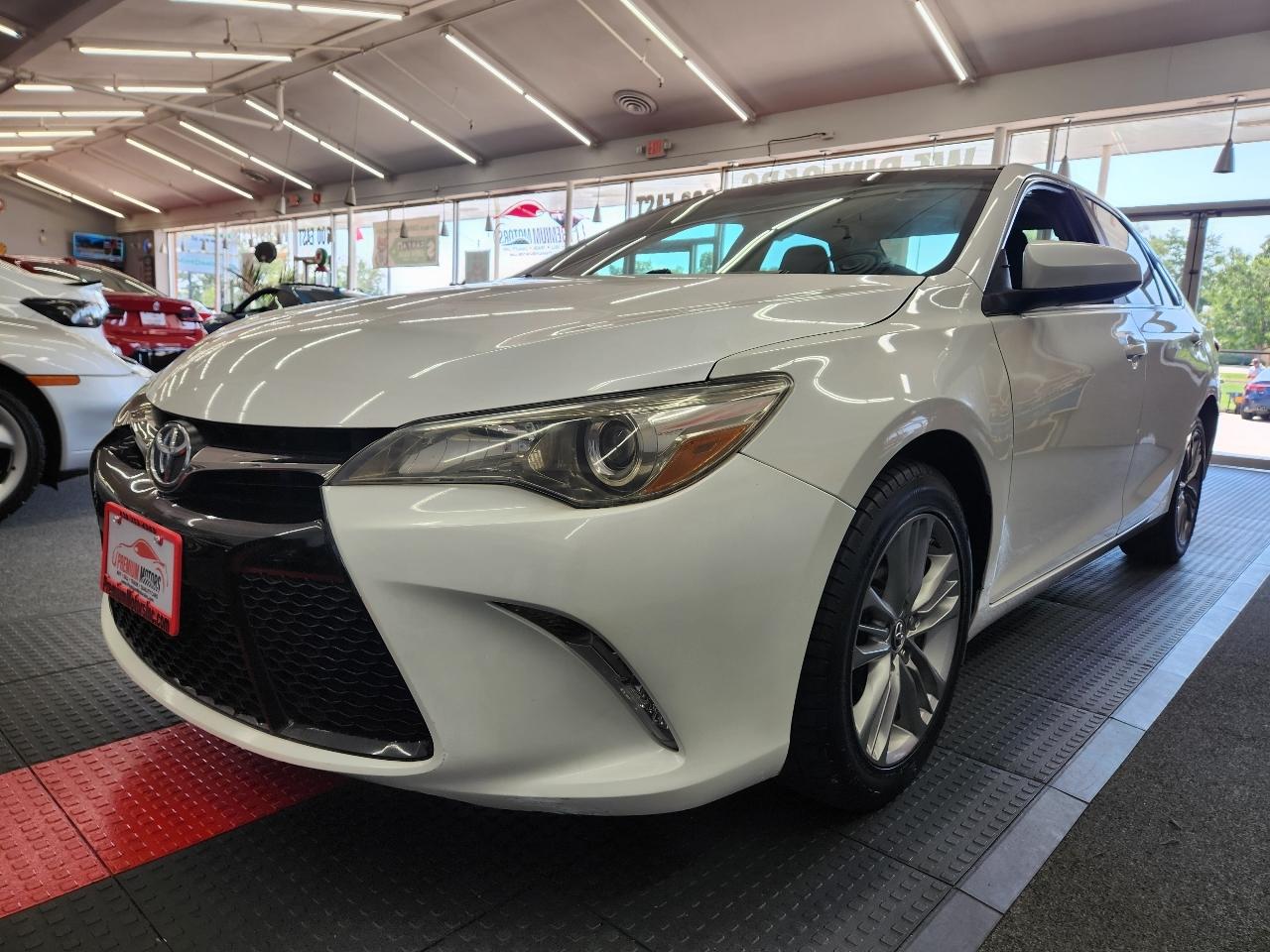 Toyota Camry  2015