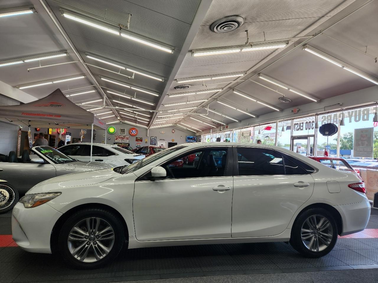 Toyota Camry  2015