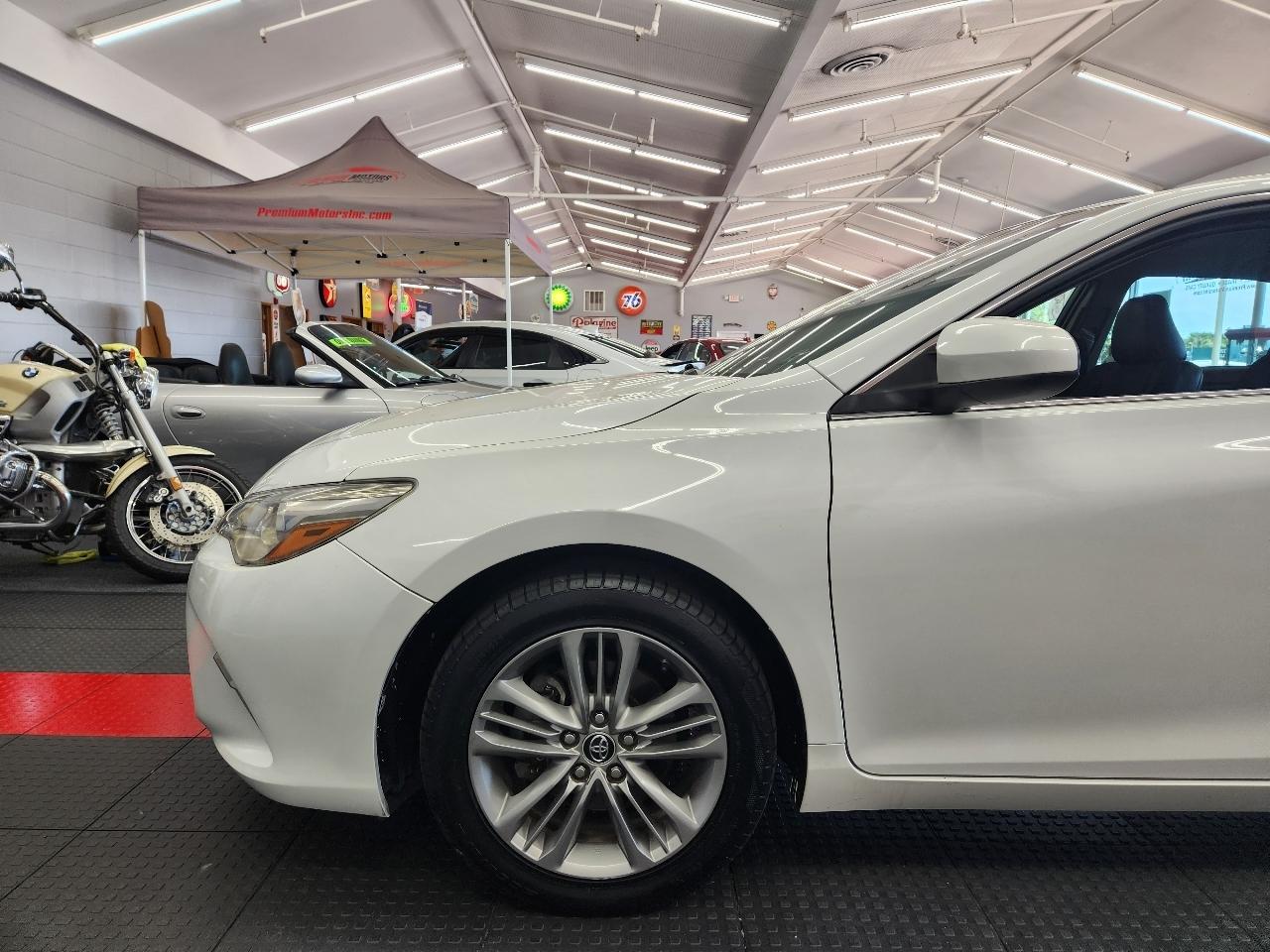 Toyota Camry  2015