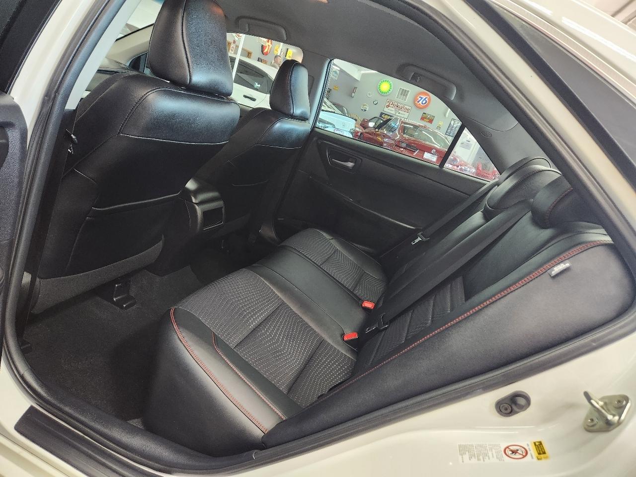 Toyota Camry  2015