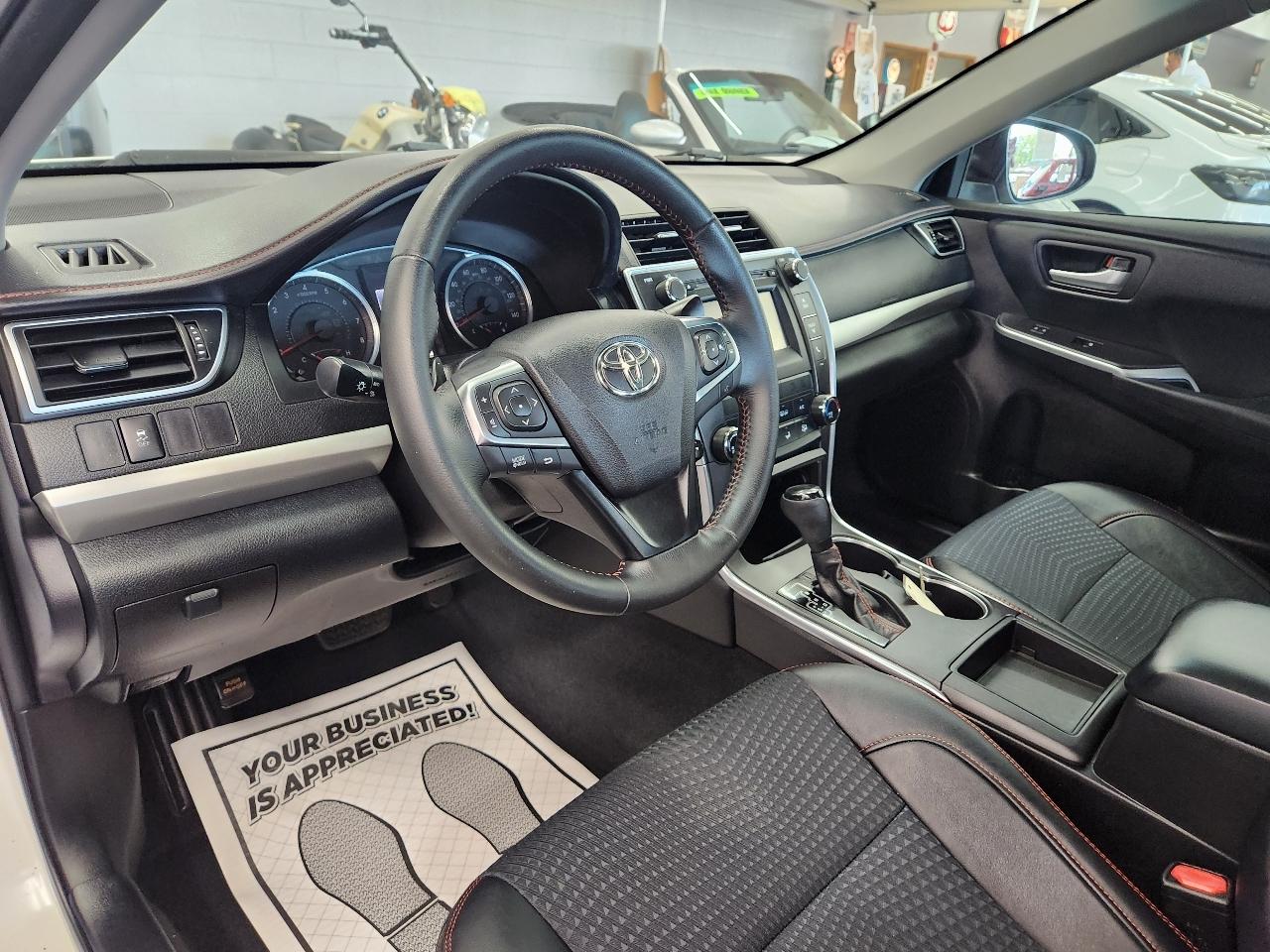 Toyota Camry  2015