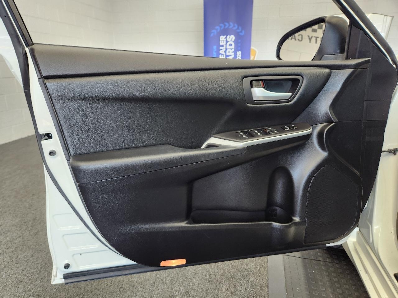 Toyota Camry  2015