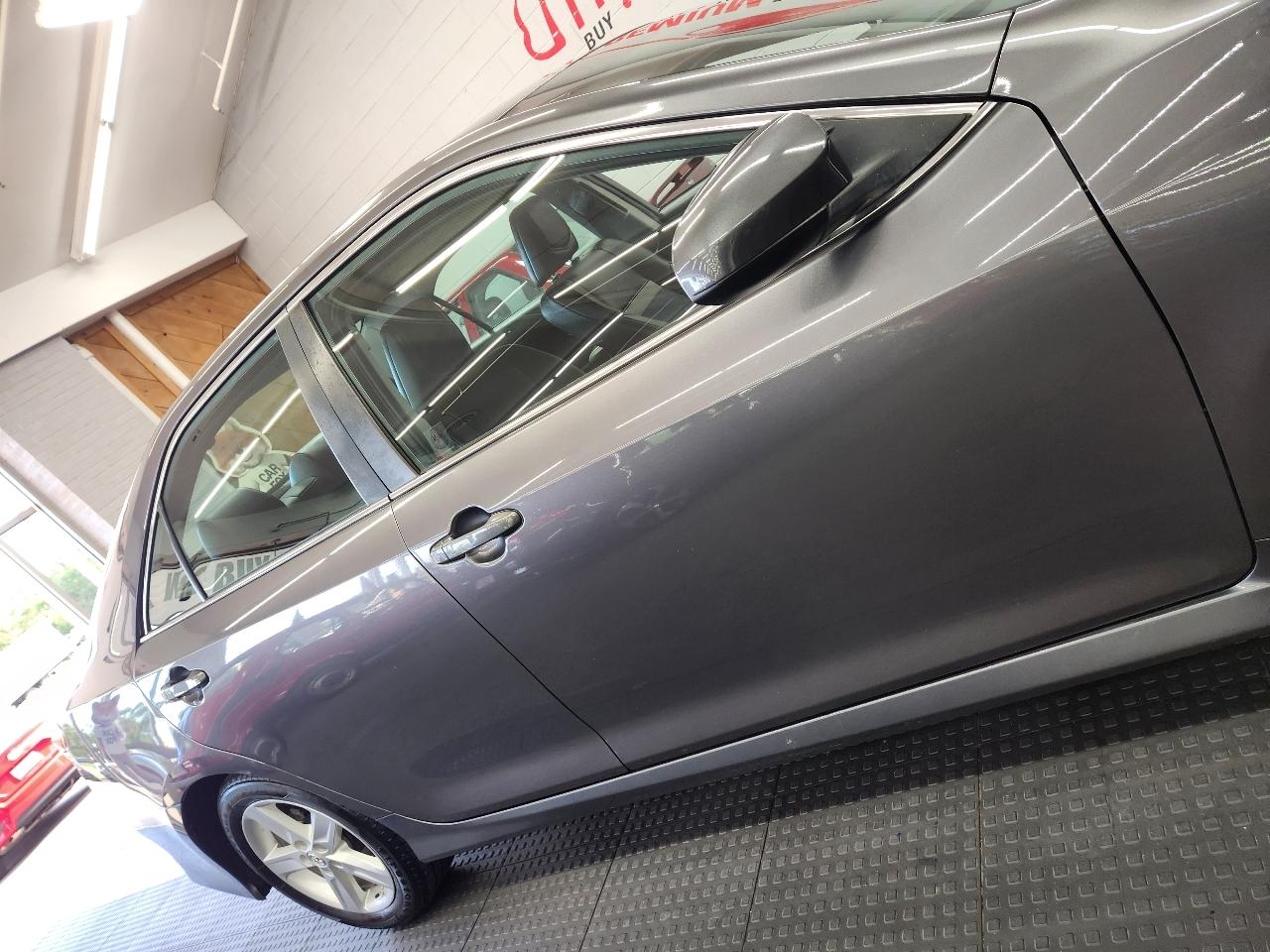 Toyota Camry SE 2014