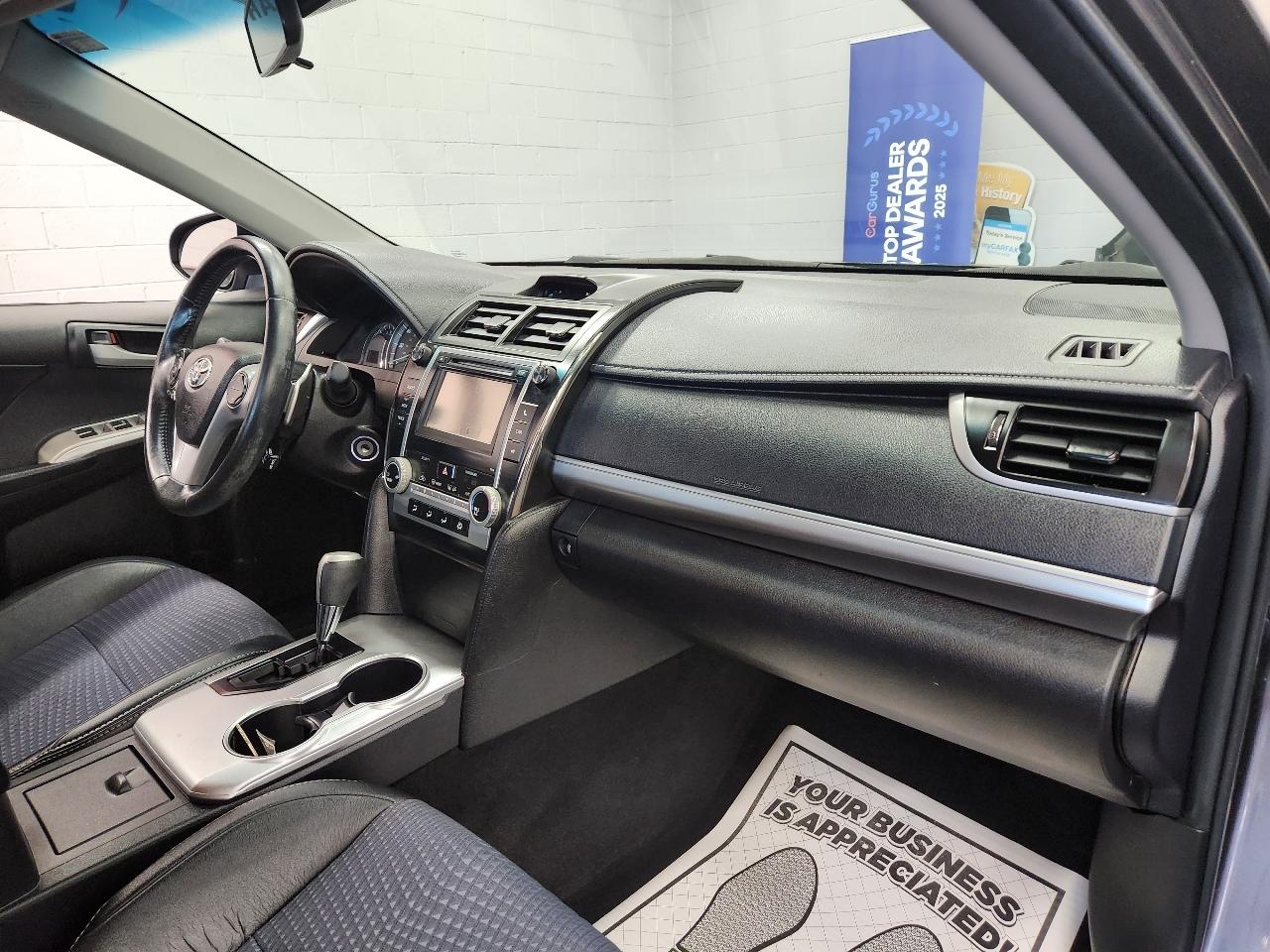 Toyota Camry SE 2014