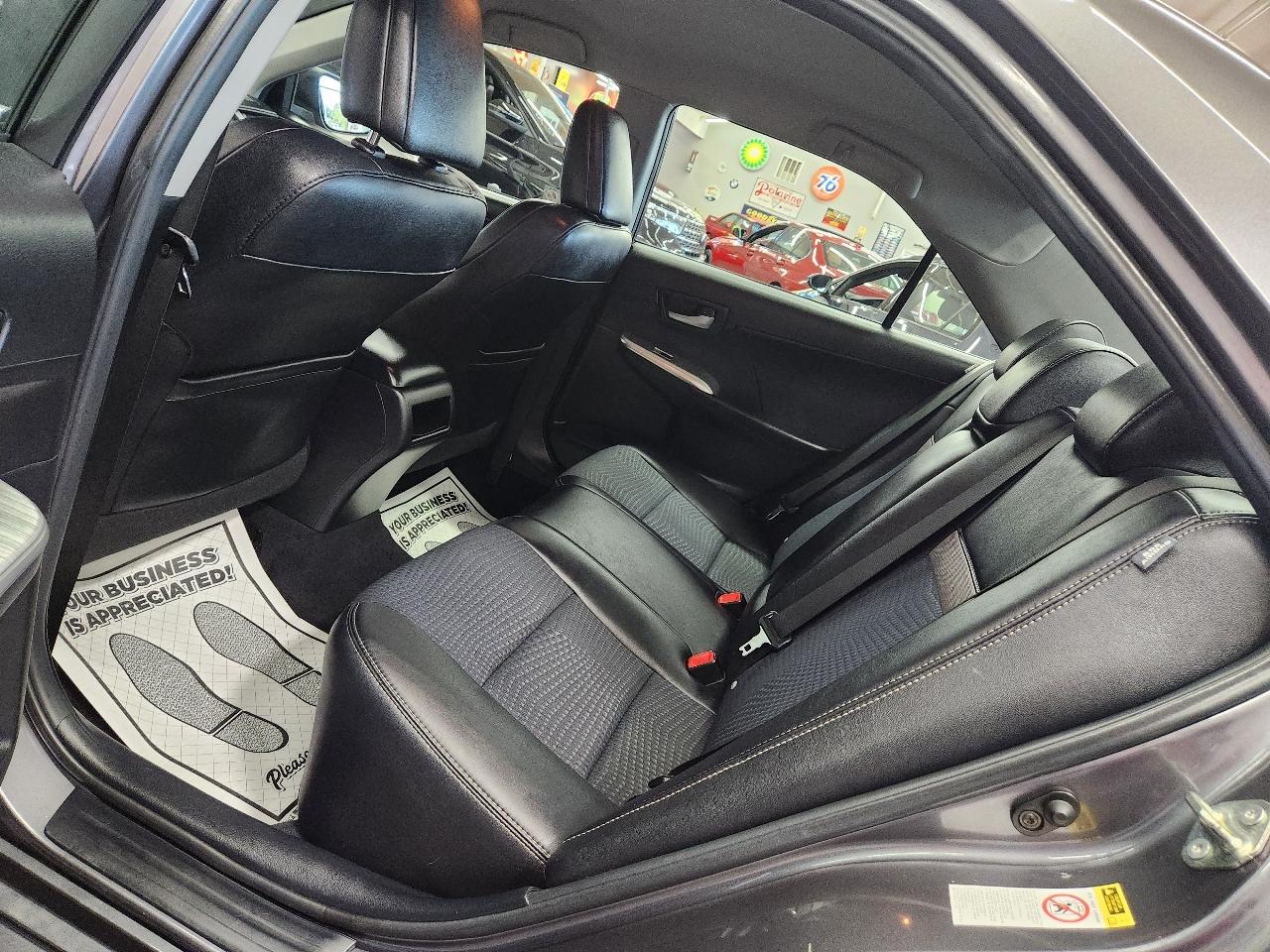 Toyota Camry SE 2014