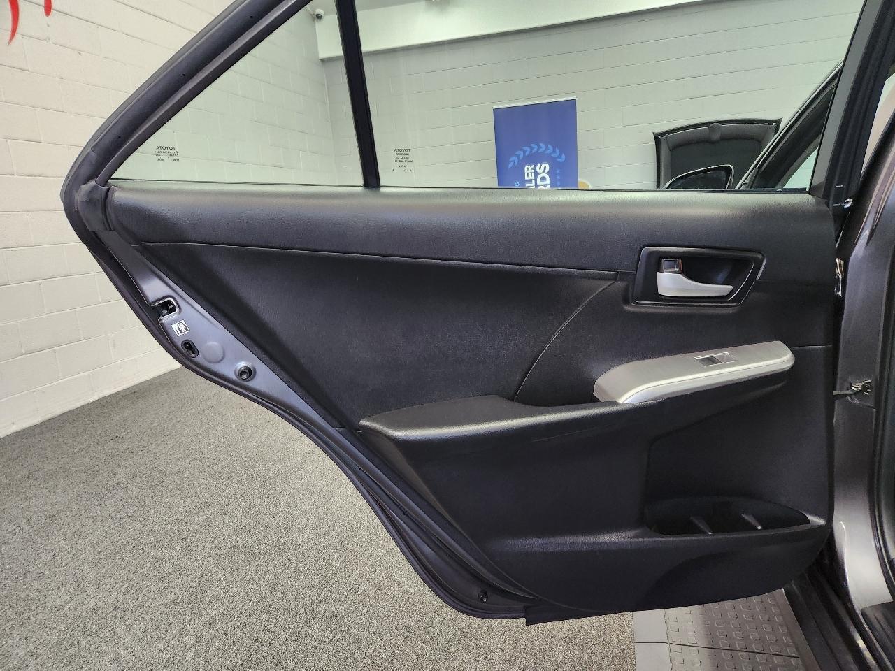 Toyota Camry SE 2014