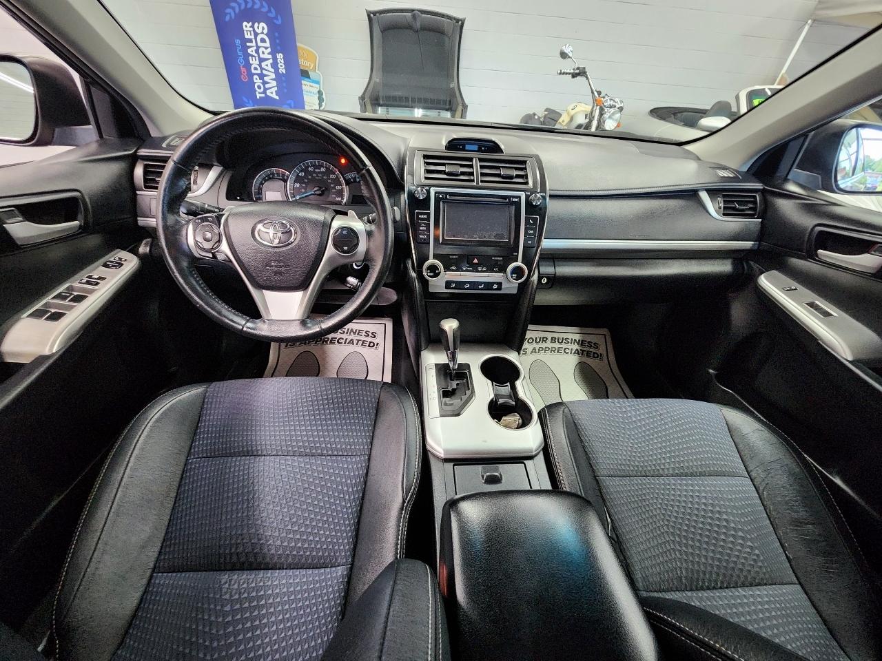 Toyota Camry SE 2014