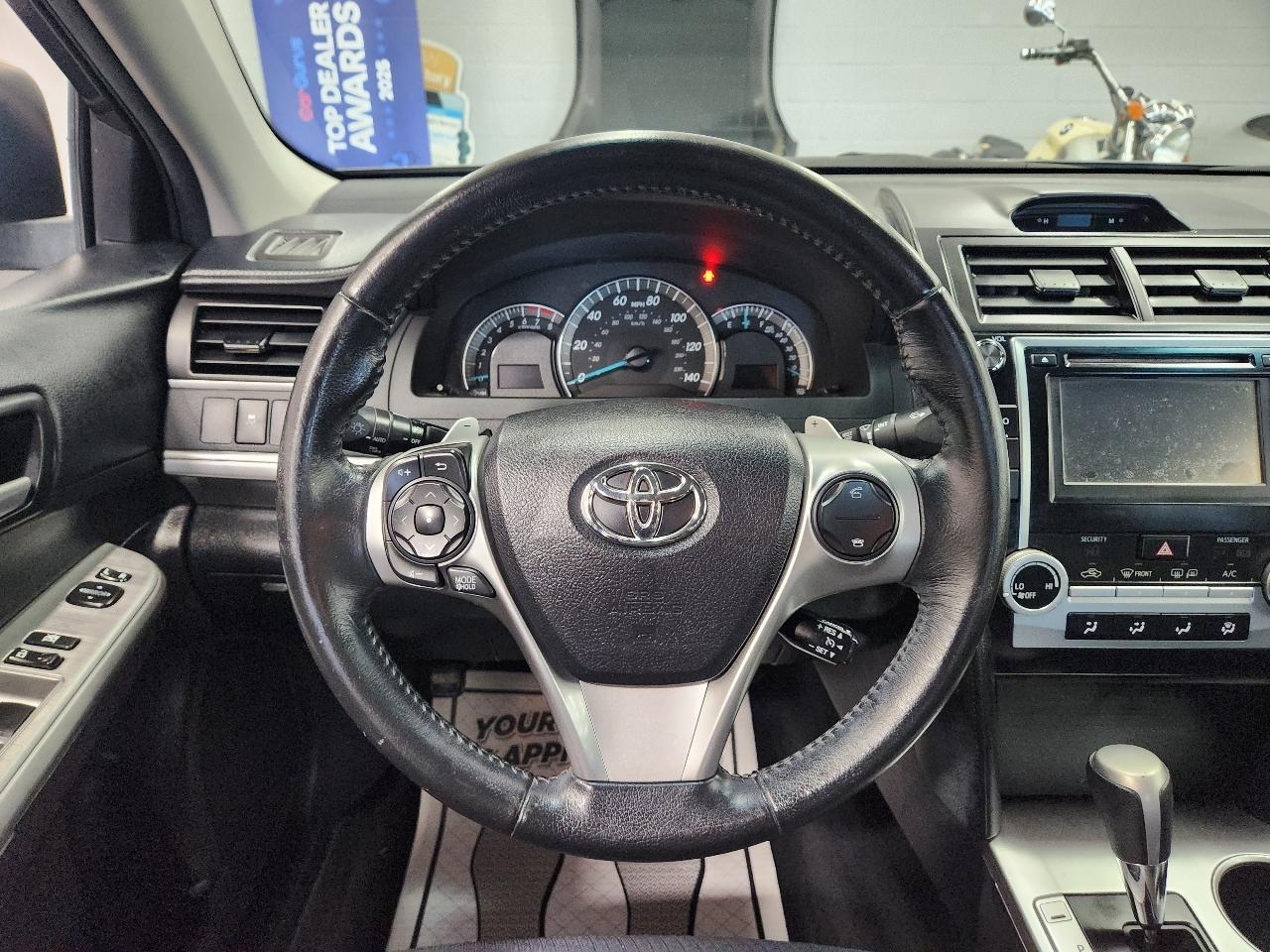 Toyota Camry SE 2014