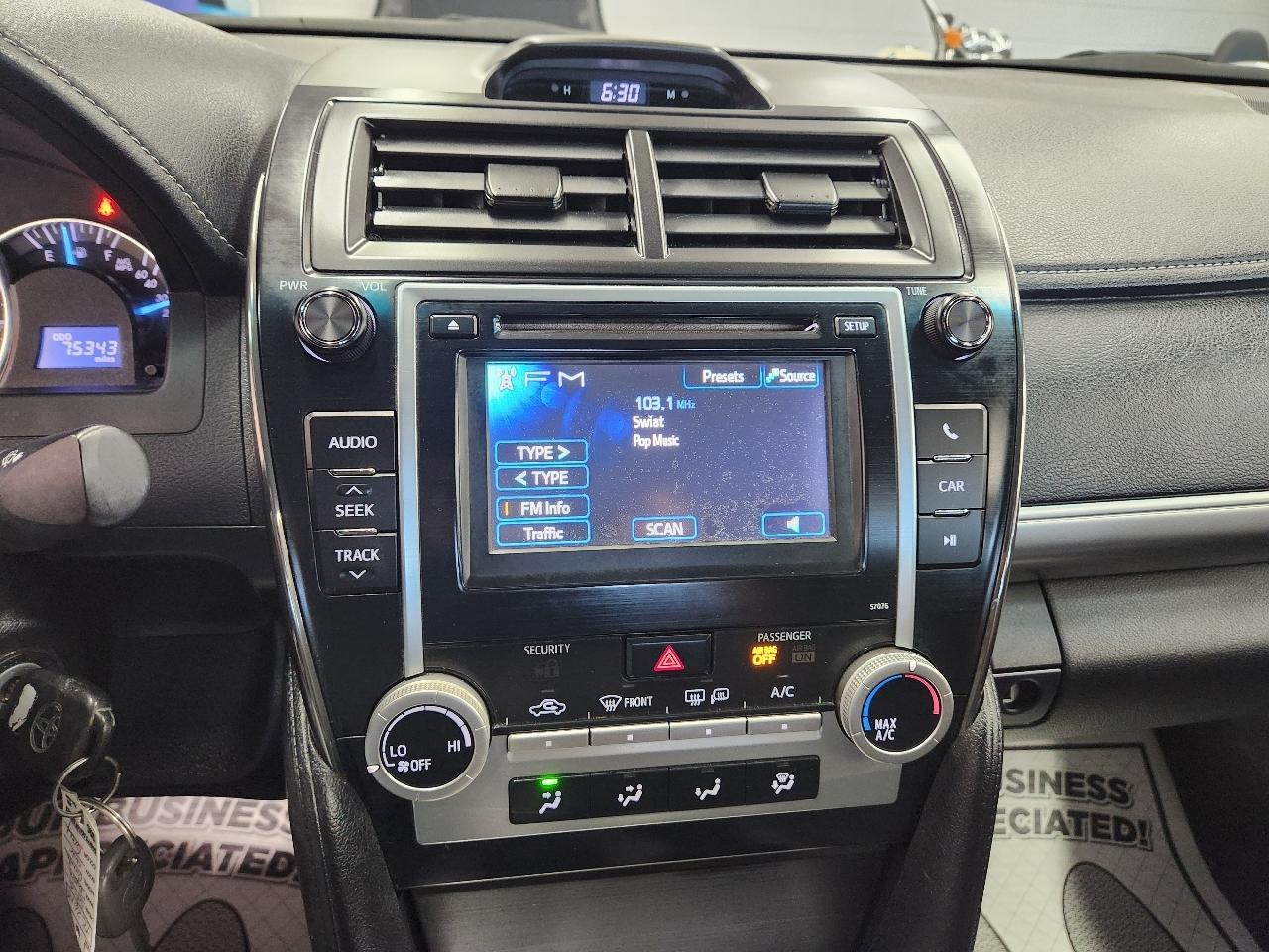 Toyota Camry SE 2014