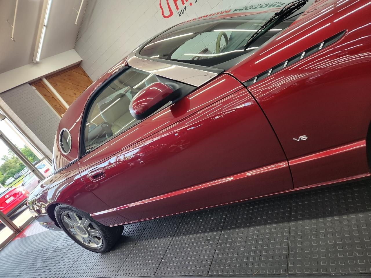 Ford Thunderbird 2dr Conv w/Hardtop Deluxe 2004