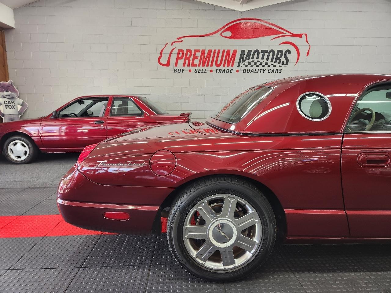 Ford Thunderbird 2dr Conv w/Hardtop Deluxe 2004