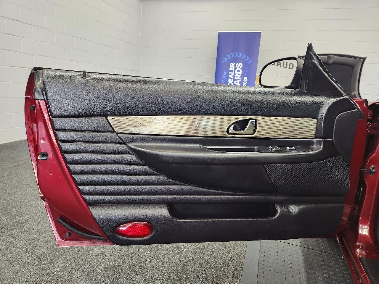 Ford Thunderbird 2dr Conv w/Hardtop Deluxe 2004