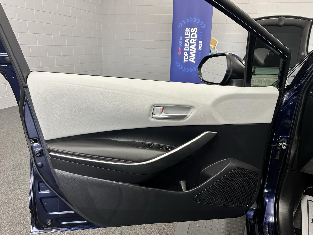 Toyota Corolla SE 2024