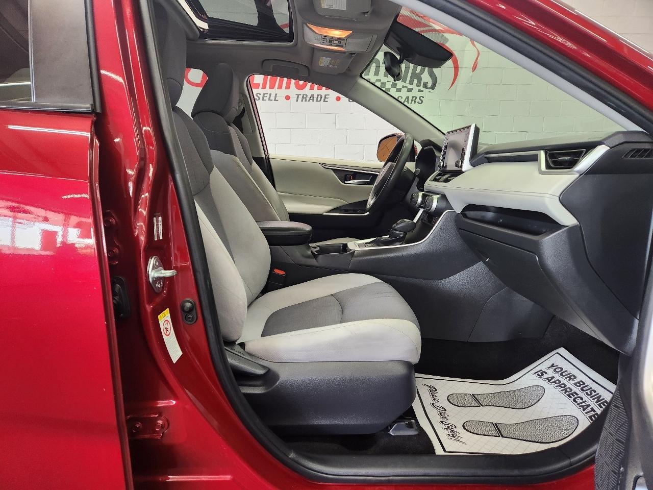 Toyota RAV4 XLE 2019