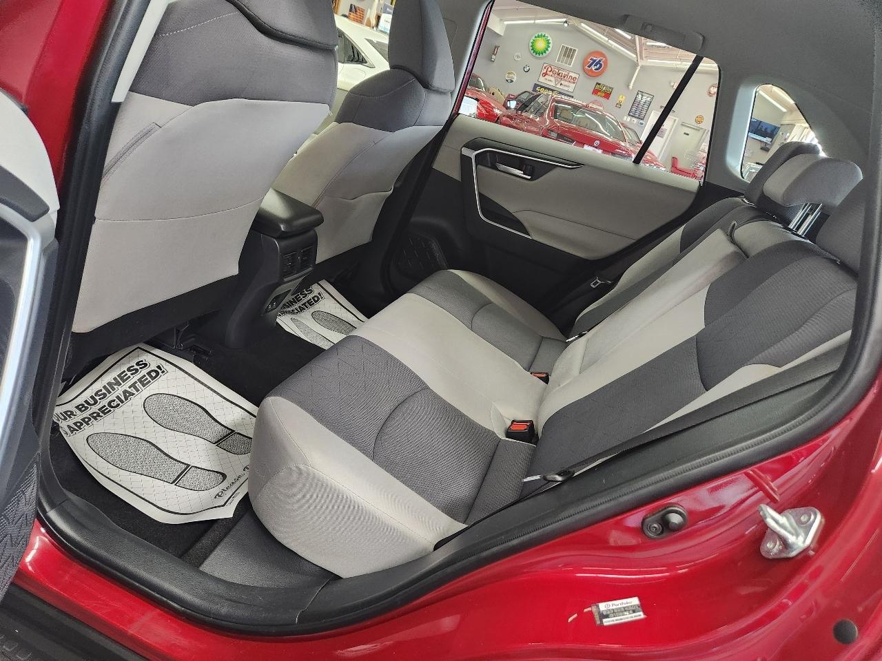 Toyota RAV4 XLE 2019