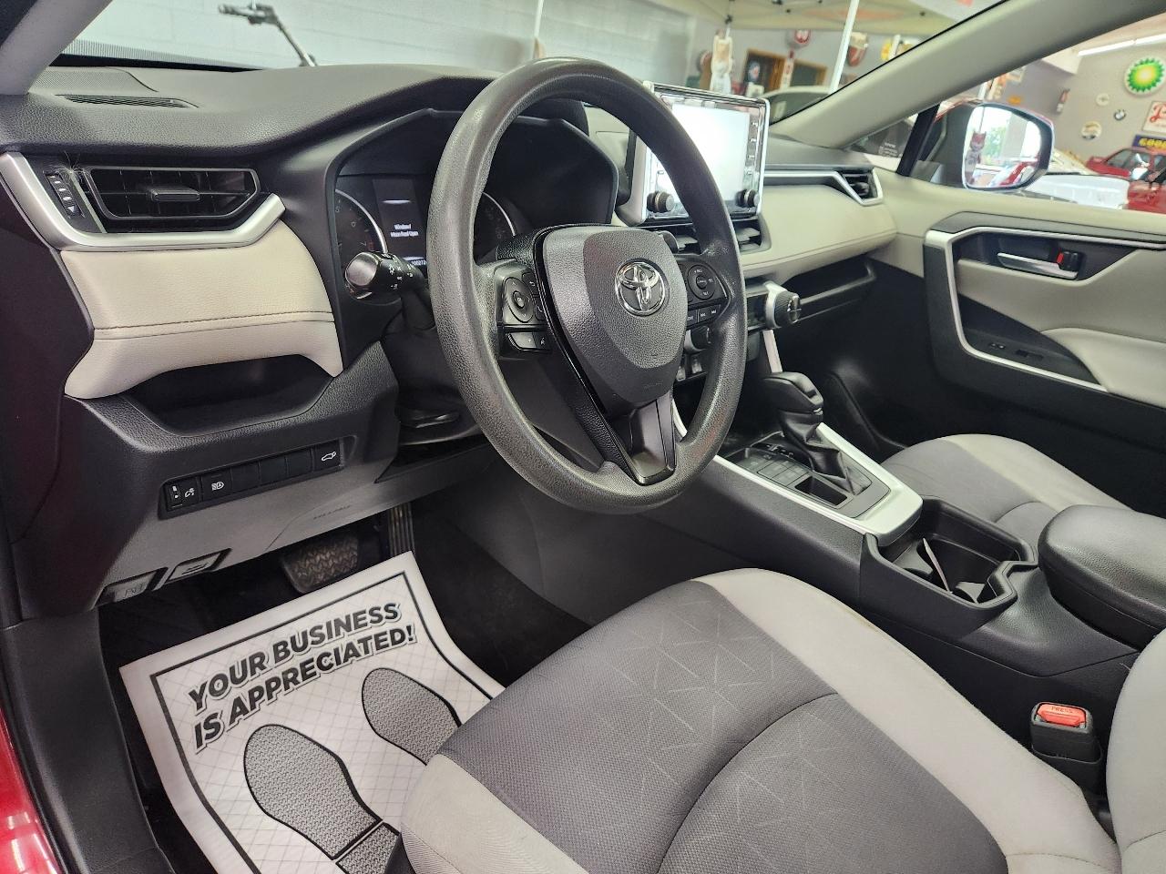 Toyota RAV4 XLE 2019
