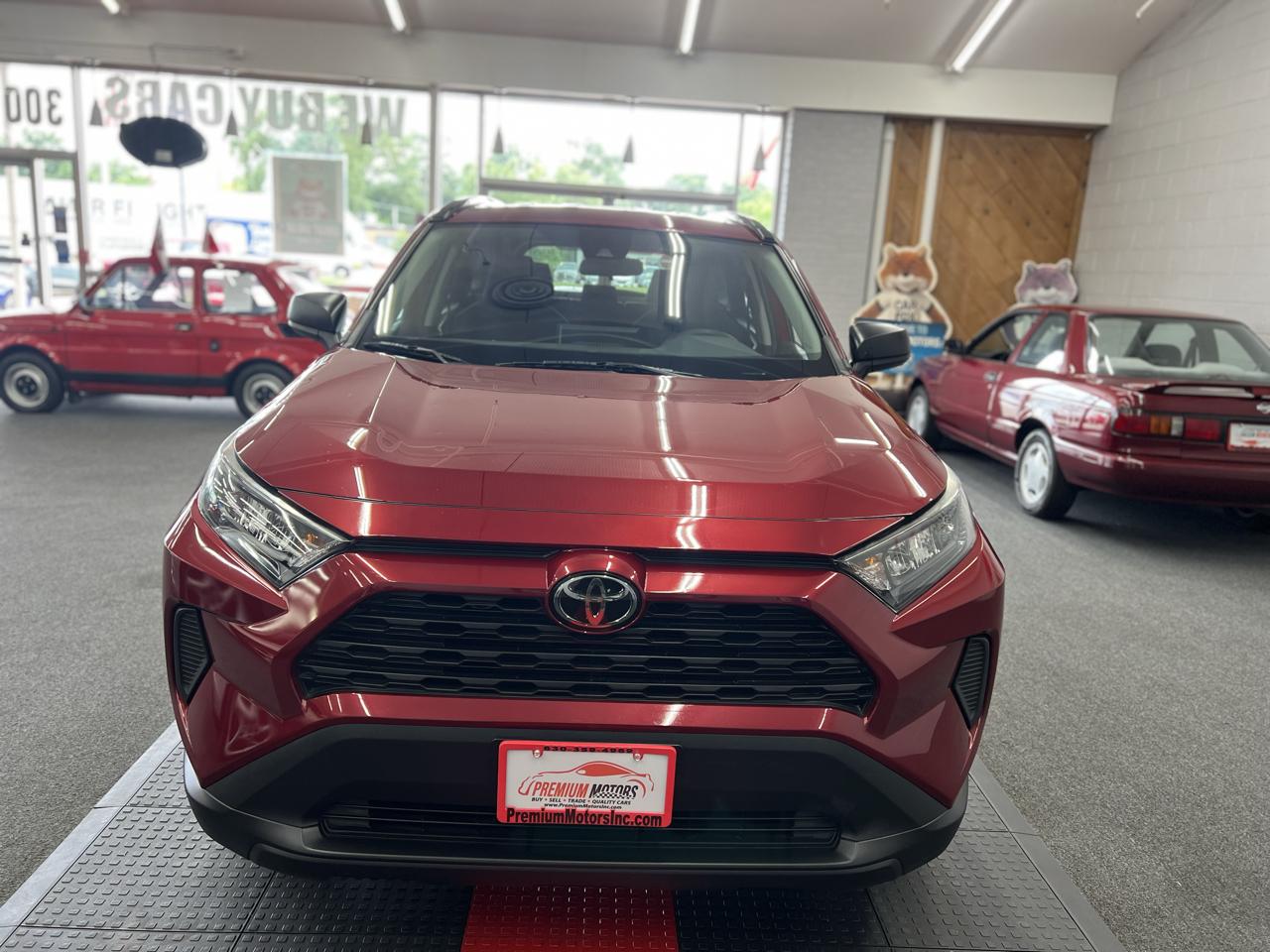 Toyota RAV4 LE 2019