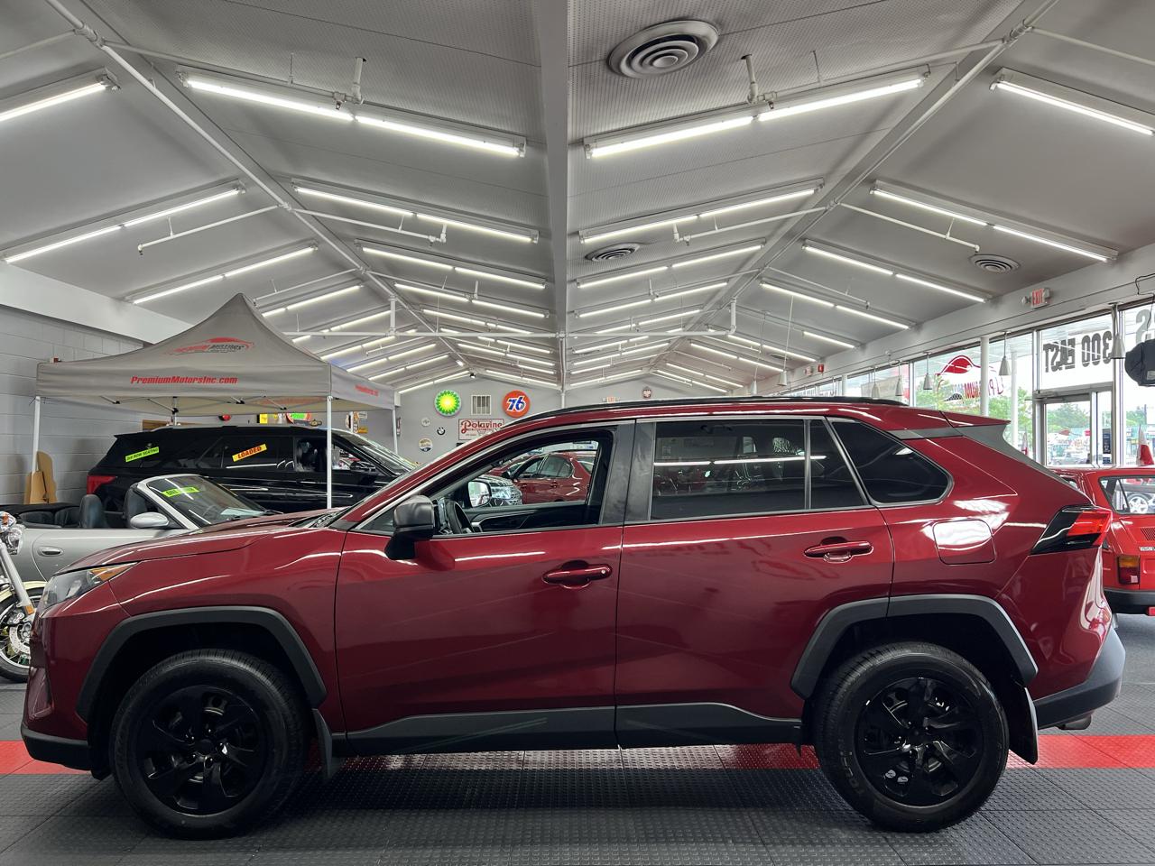 Toyota RAV4 LE 2019