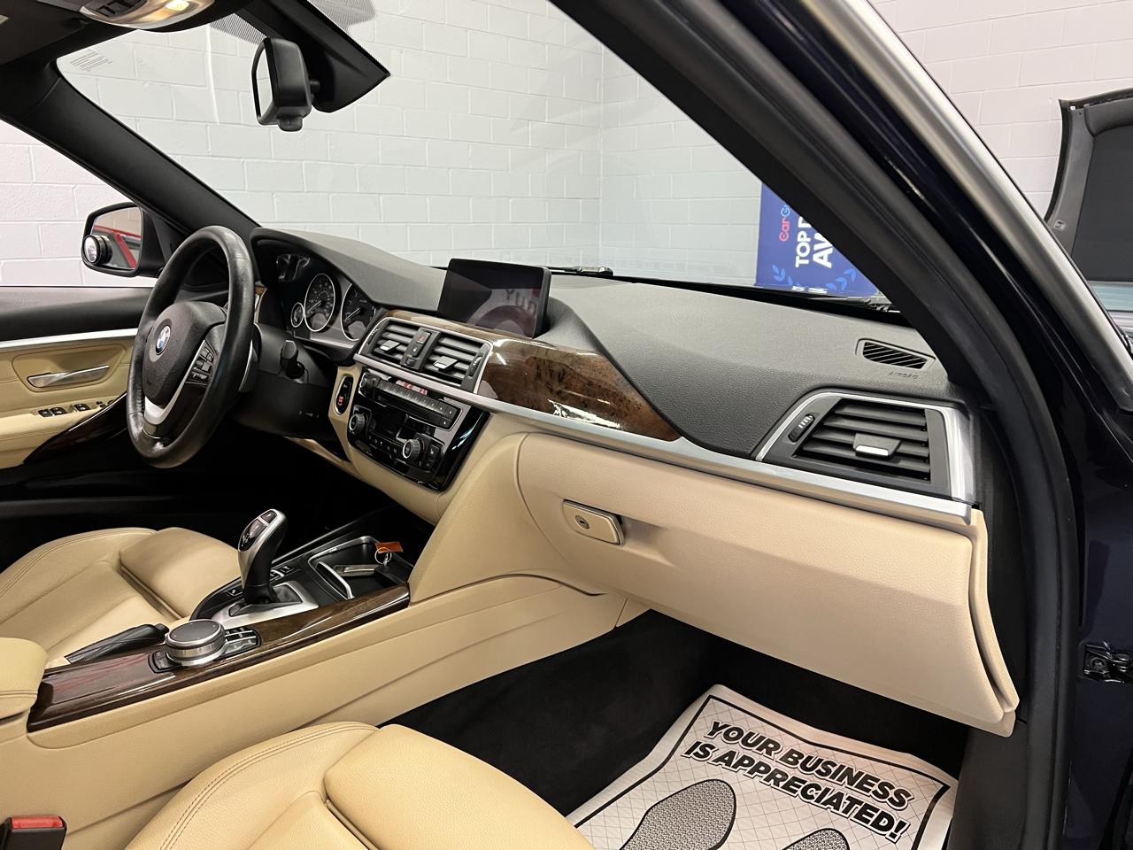 BMW 3-Series  2017