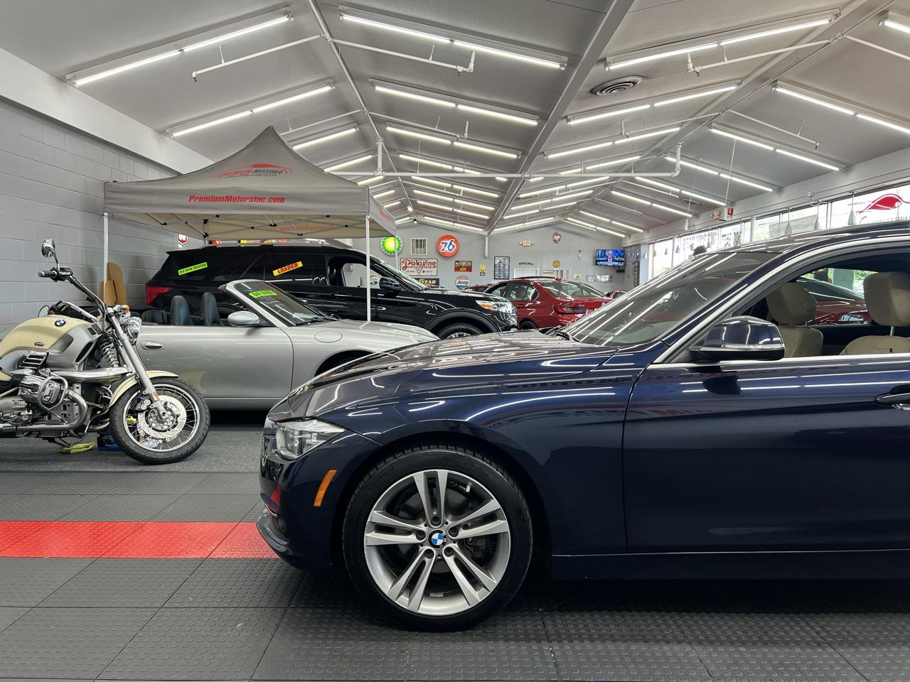 BMW 3-Series  2017