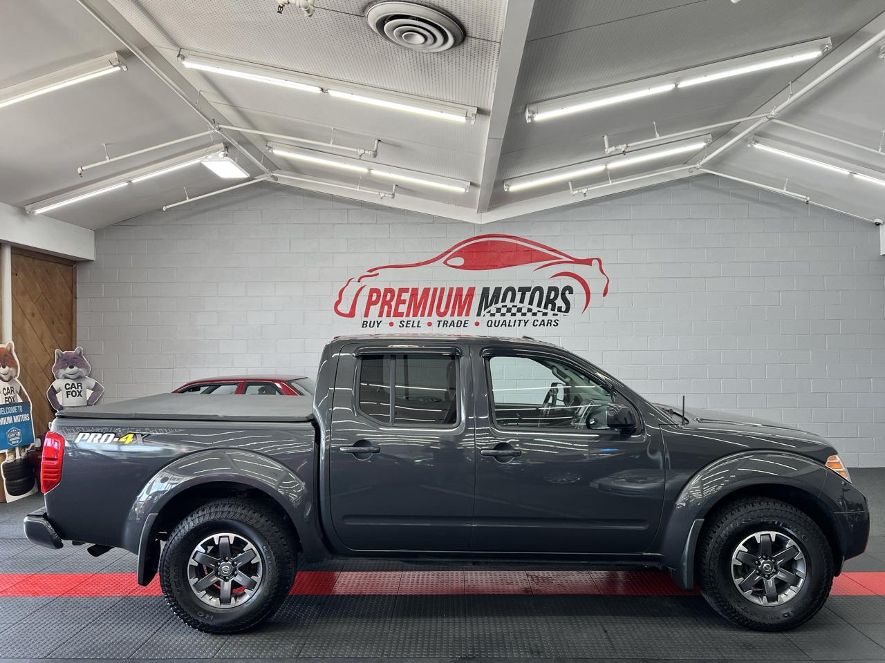 Nissan Frontier  2015