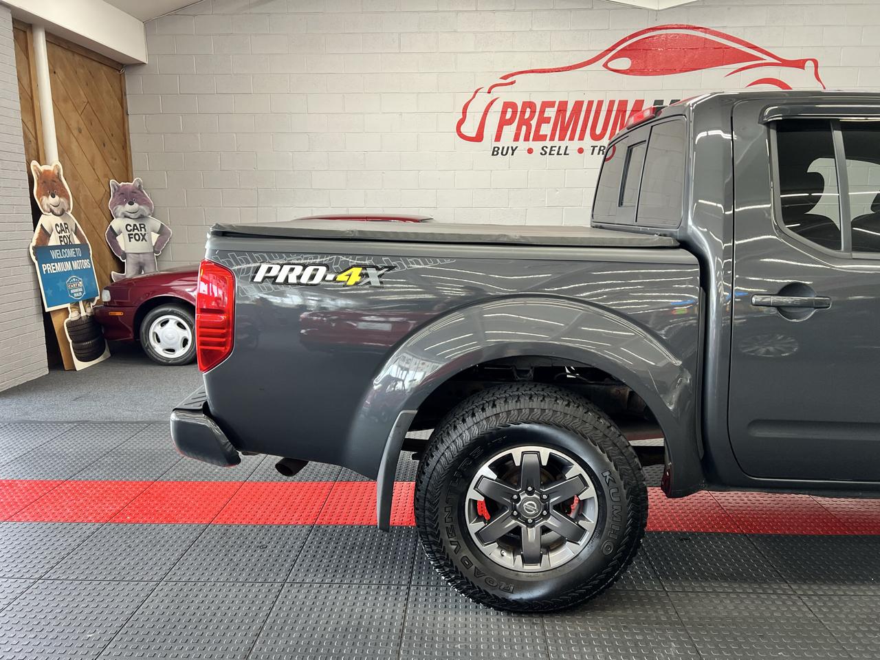 Nissan Frontier  2015