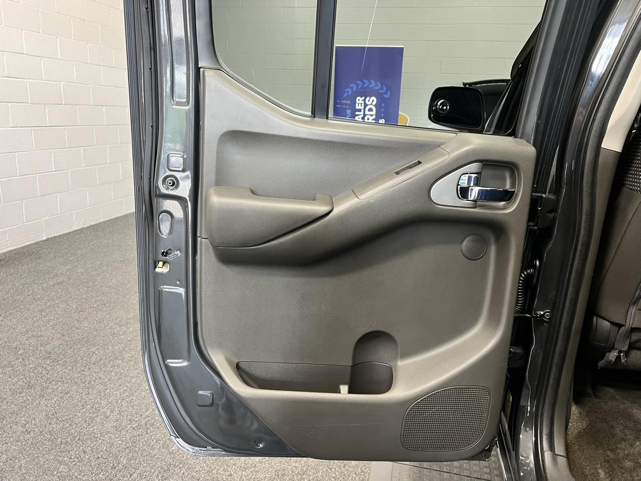 Nissan Frontier  2015