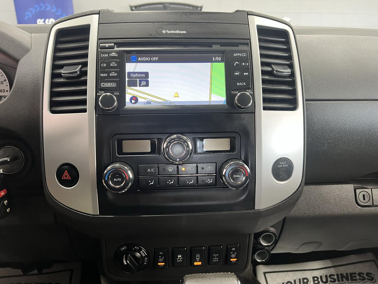 Nissan Frontier  2015