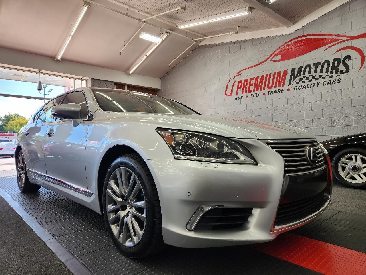 Lexus LS 460  2013