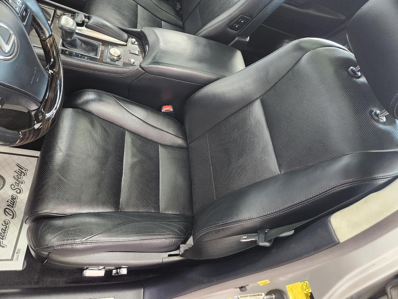 Lexus LS 460  2013