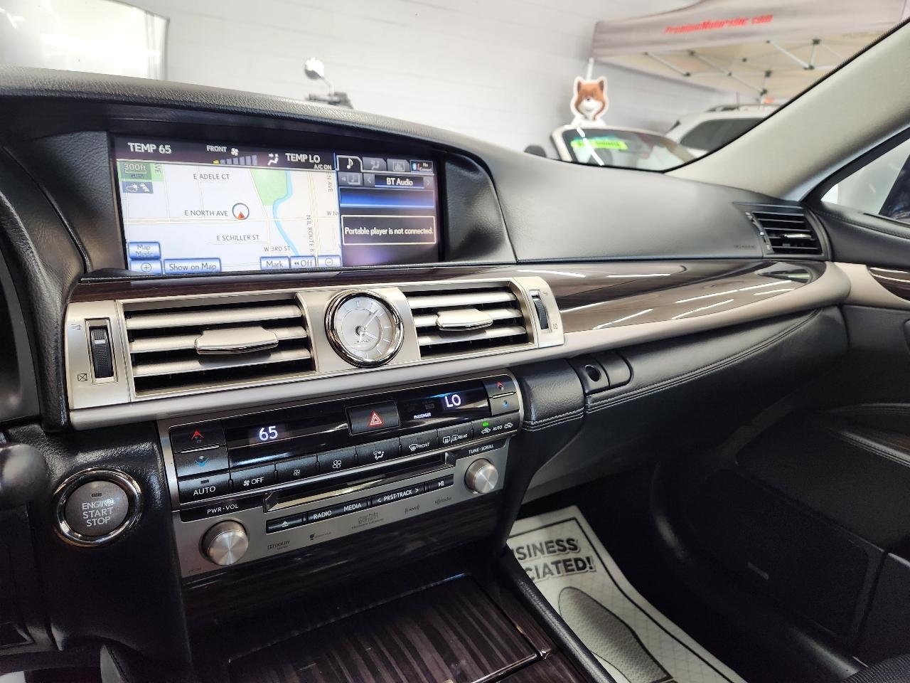 Lexus LS 460  2013