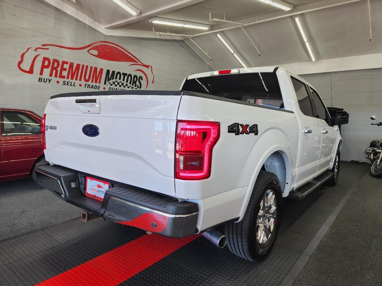 Ford F-150 4WD SuperCab 133" Lariat 2017