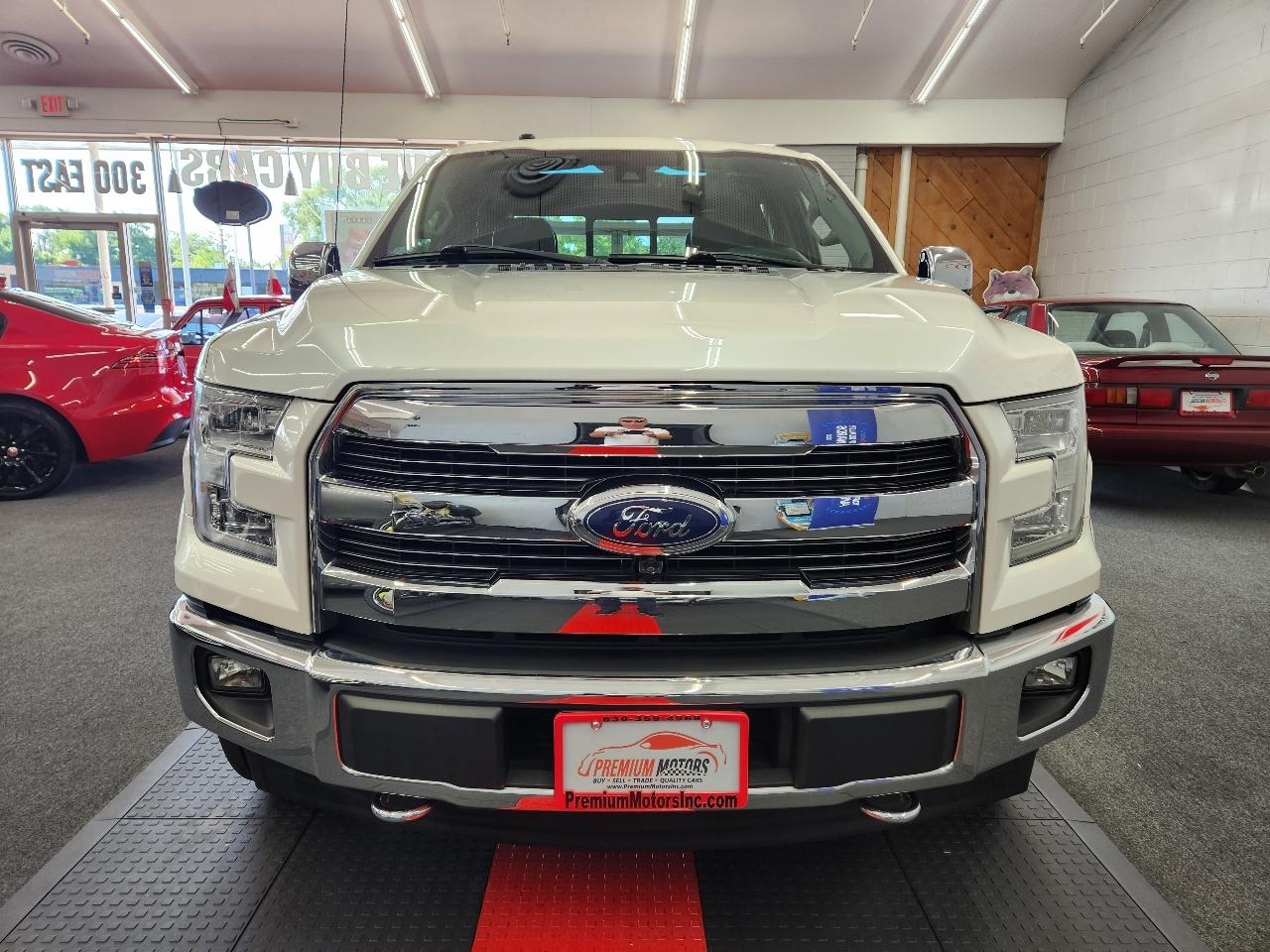 Ford F-150 4WD SuperCab 133" Lariat 2017
