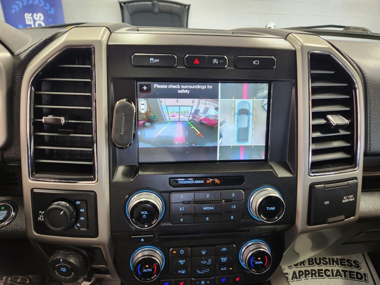 Ford F-150 4WD SuperCab 133" Lariat 2017