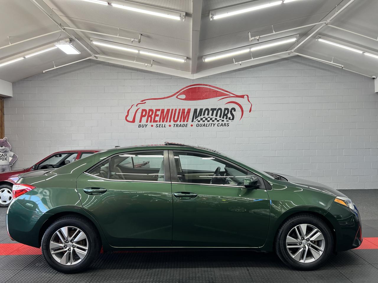 Toyota Corolla  2015