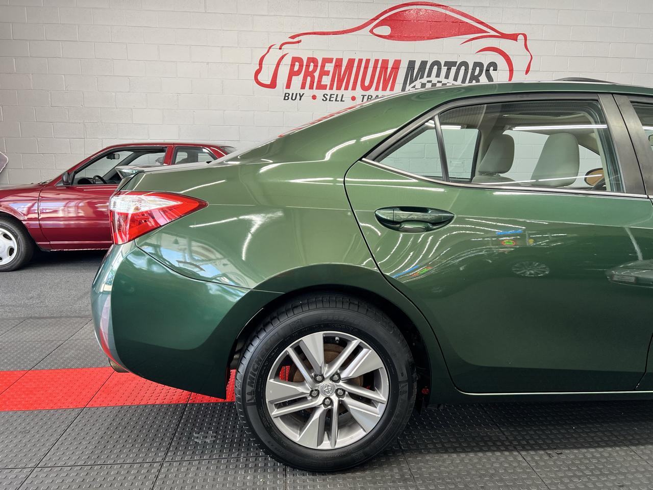 Toyota Corolla  2015