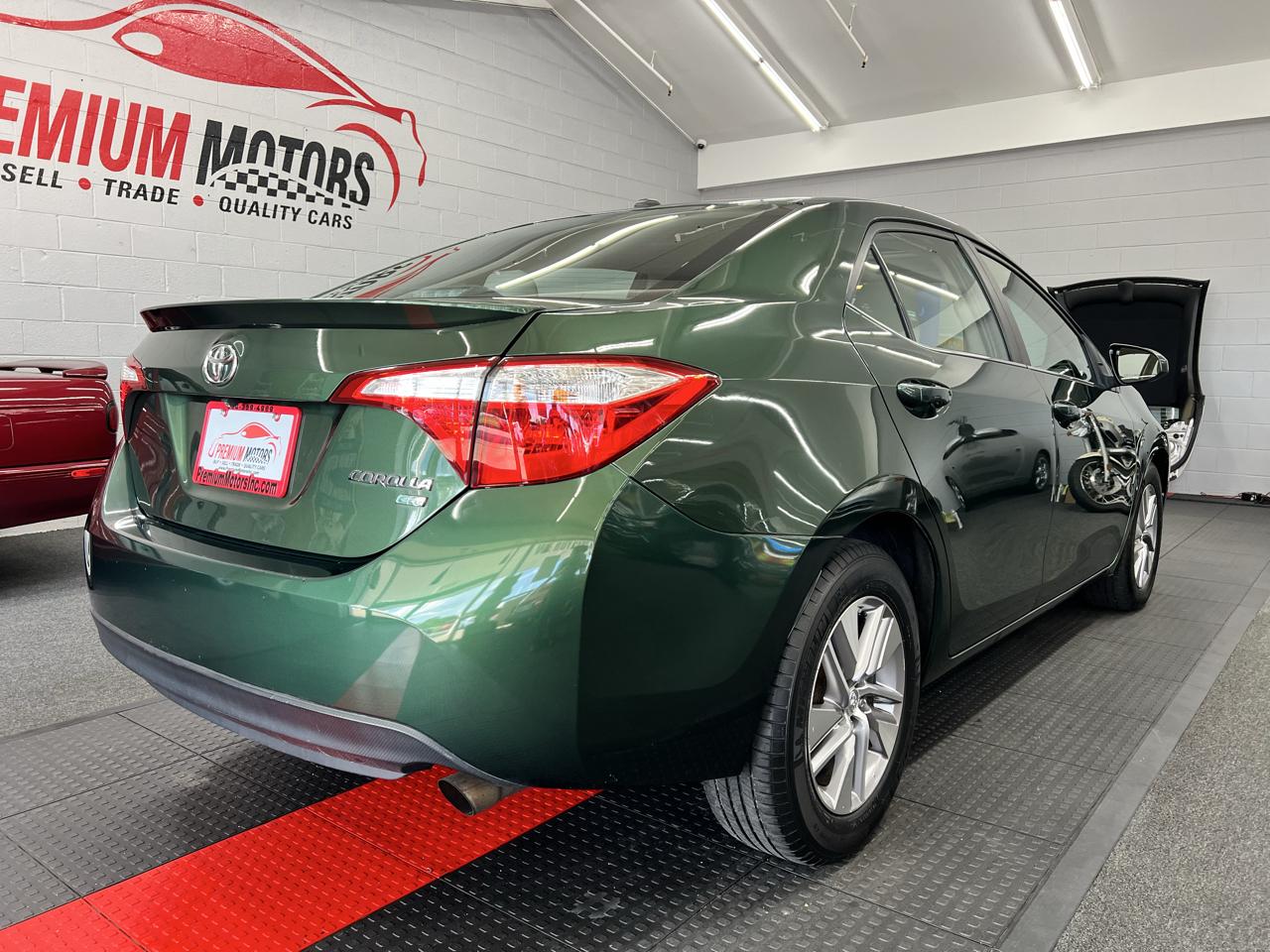 Toyota Corolla  2015