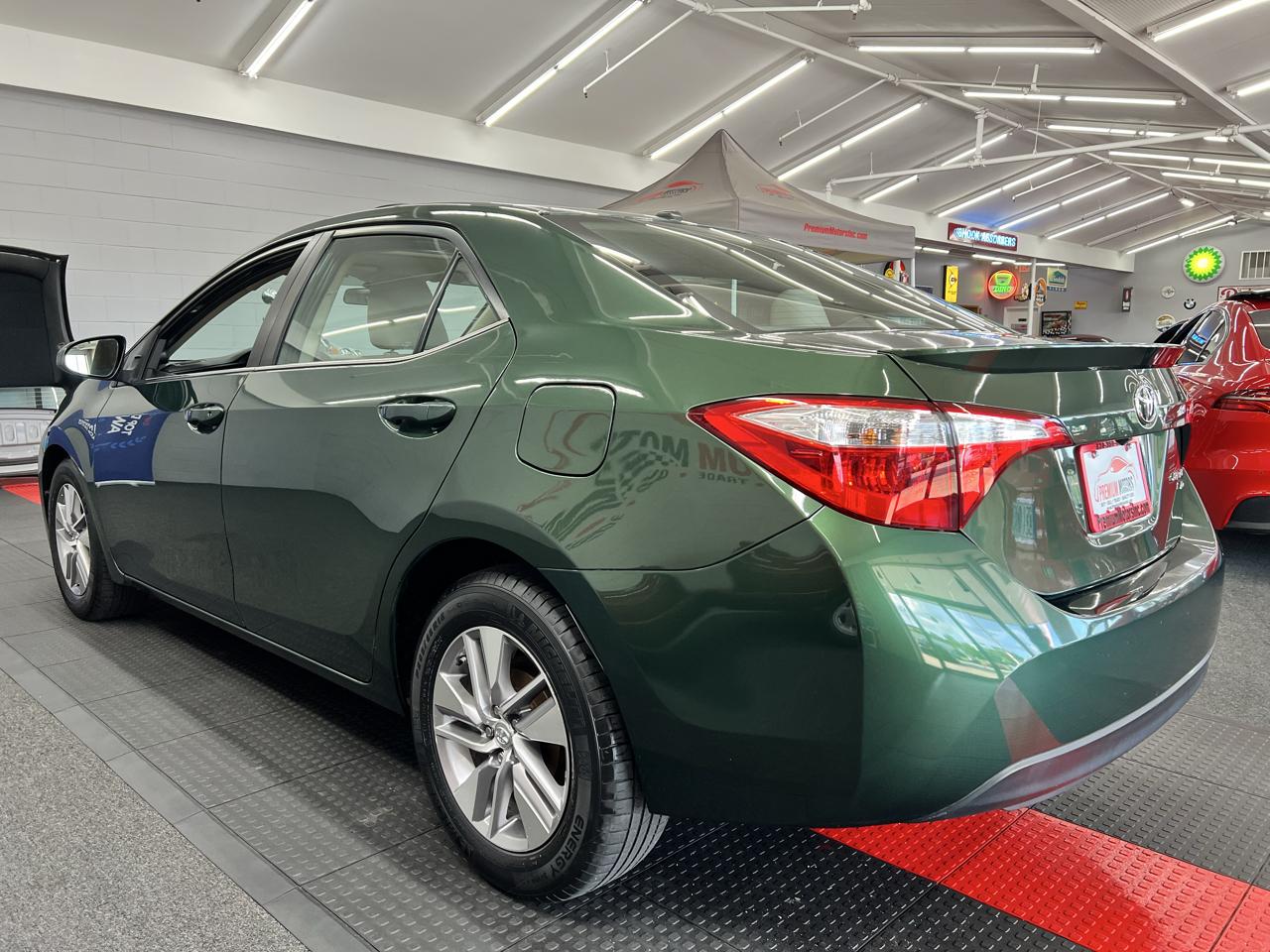Toyota Corolla  2015