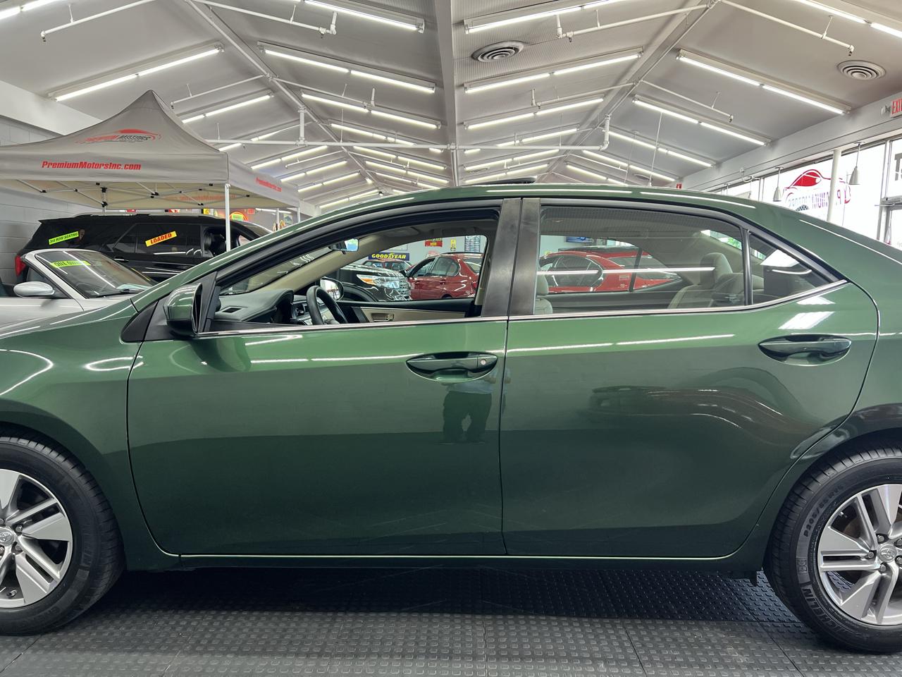 Toyota Corolla  2015