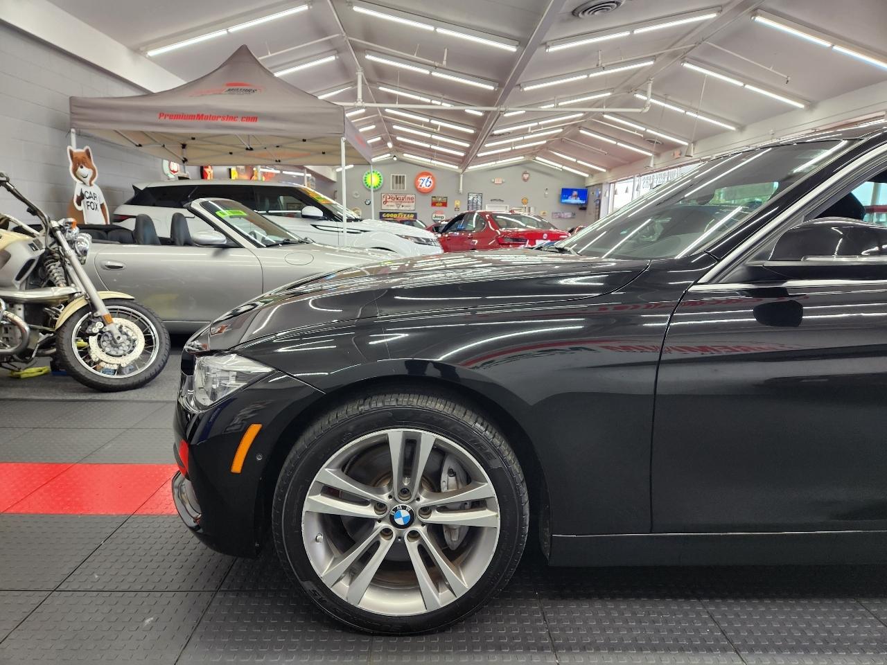 BMW 3-Series  2017