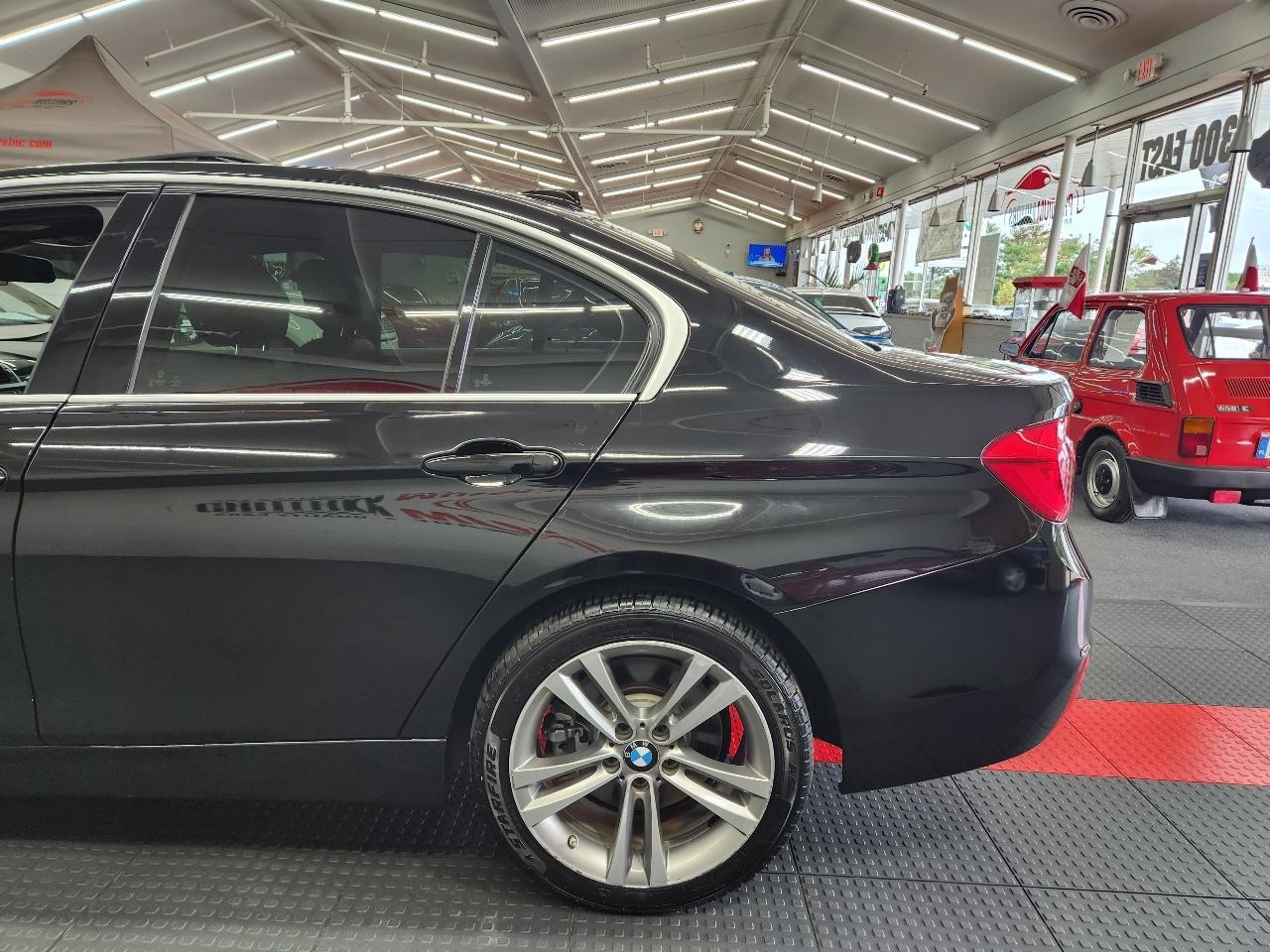 BMW 3-Series  2017