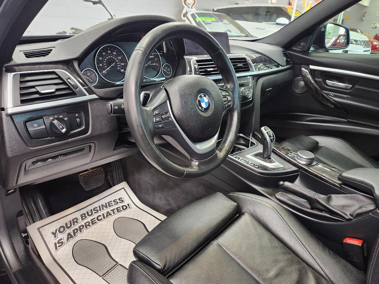 BMW 3-Series  2017